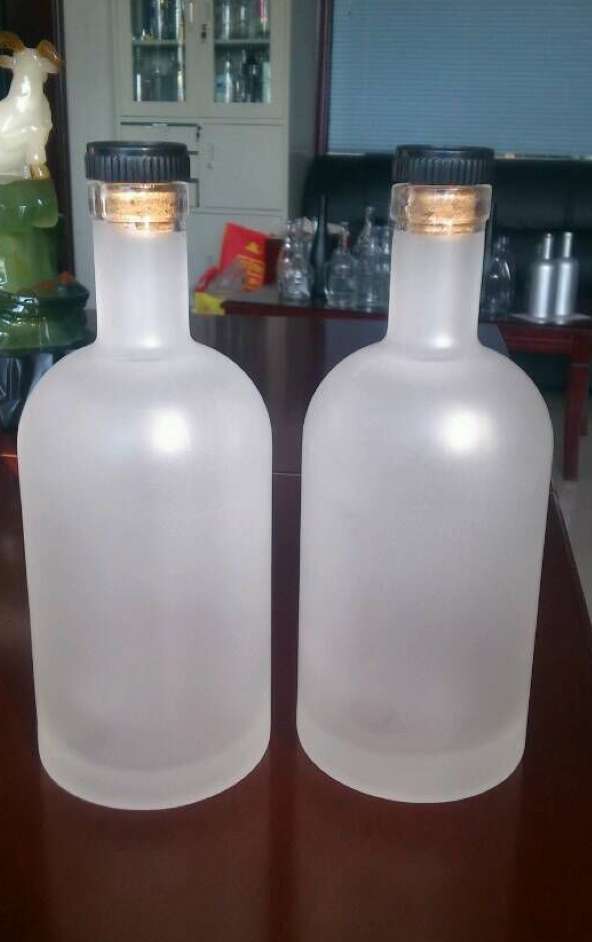 Frost Glass Vodka Bottle