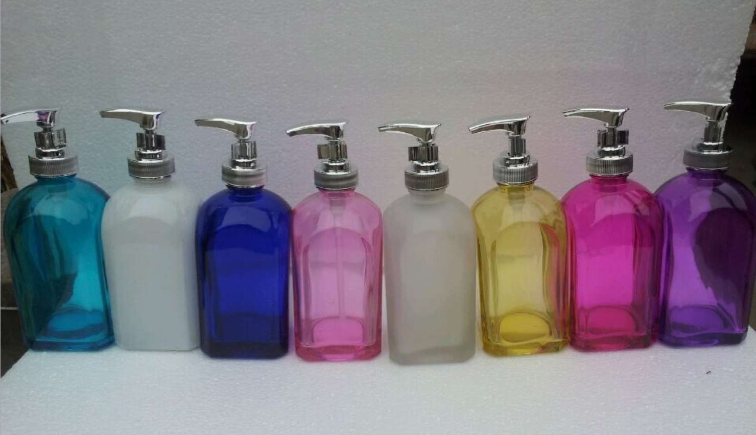 Glass foam soap dispenser