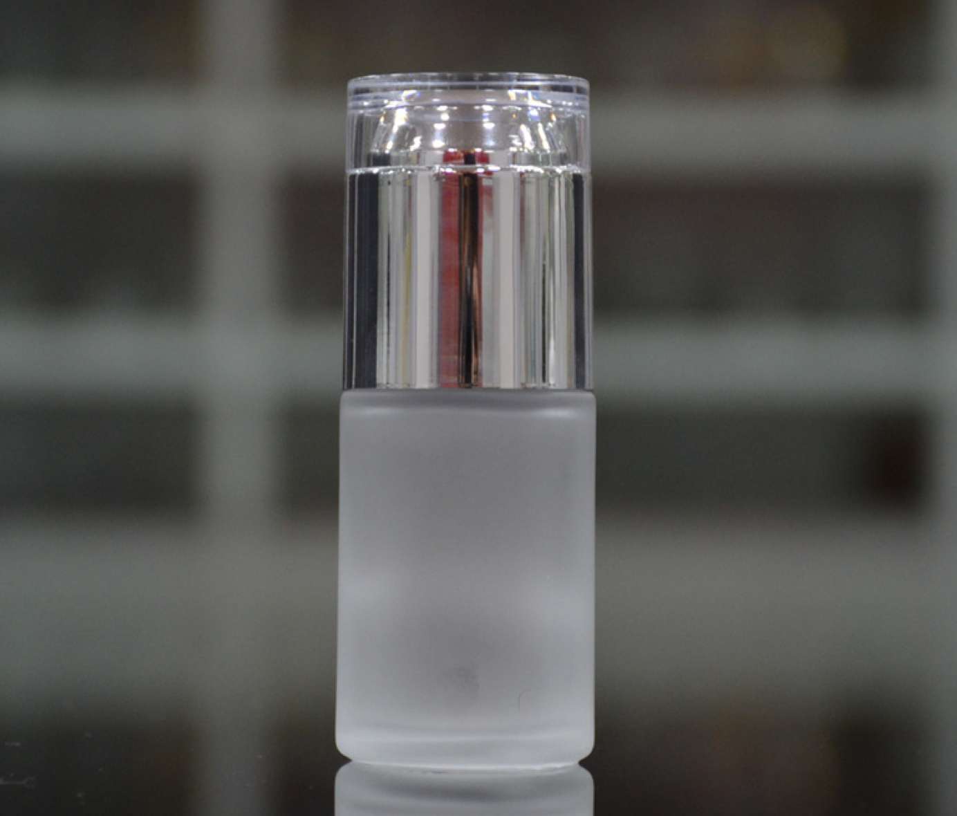 30ml frosted cylinder round serum lotion glass bottle