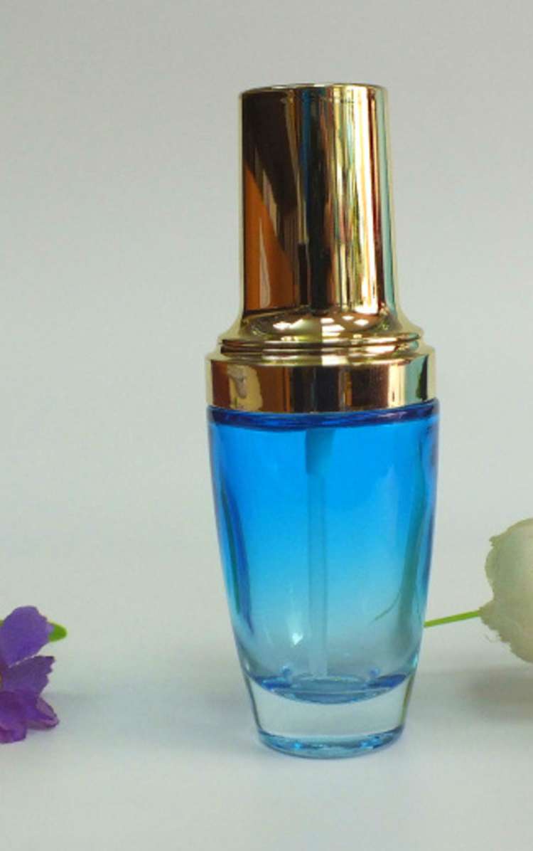 30ml blue glass bottle with spray