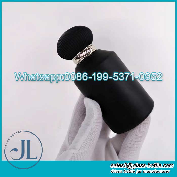 New design 100ml matte black perfume bottles wholesale